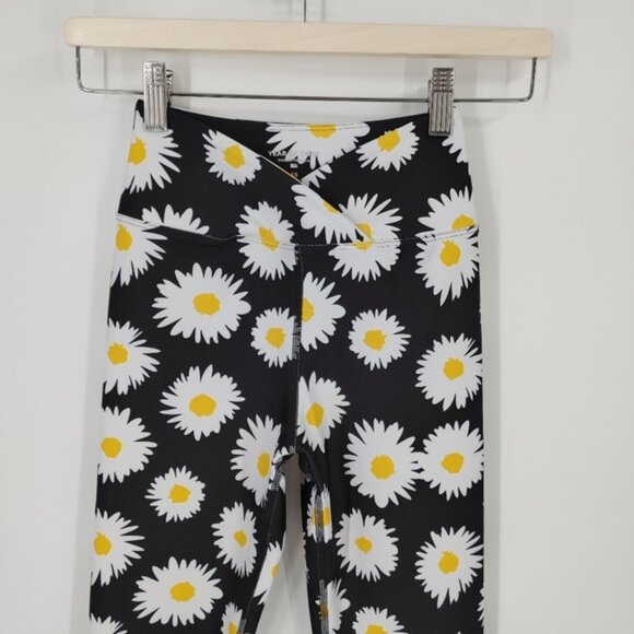 Year of Ours Printed Crossover Leggings - Picture 2 of 5